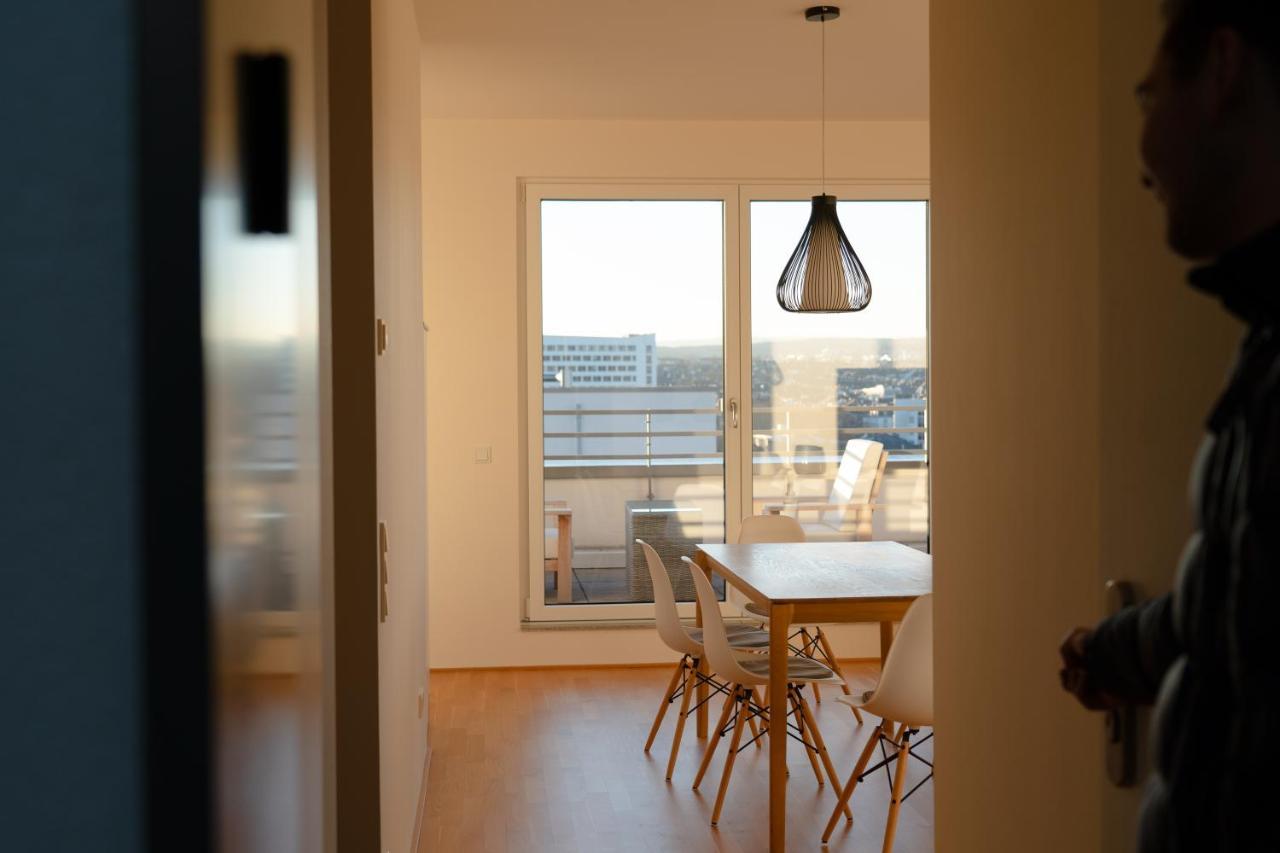 Penthouse I Dachterrasse I Tiefgaragenstellplatz I Nahe Bhf, Joho, Brita-arena Apartment